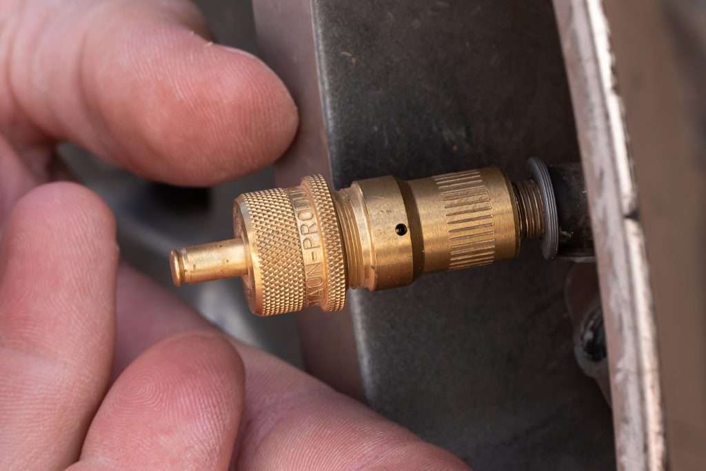 Staun Tire Deflator Installed