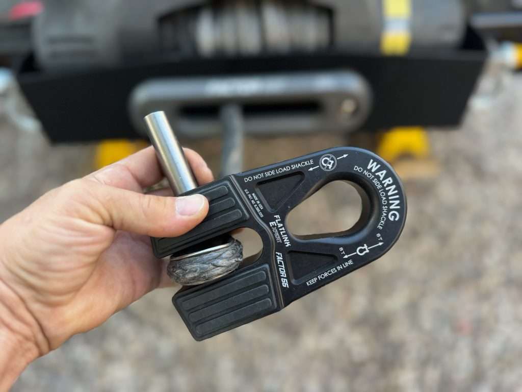 Factor 55 Flatlink-E is currently my favorite winch hook style
