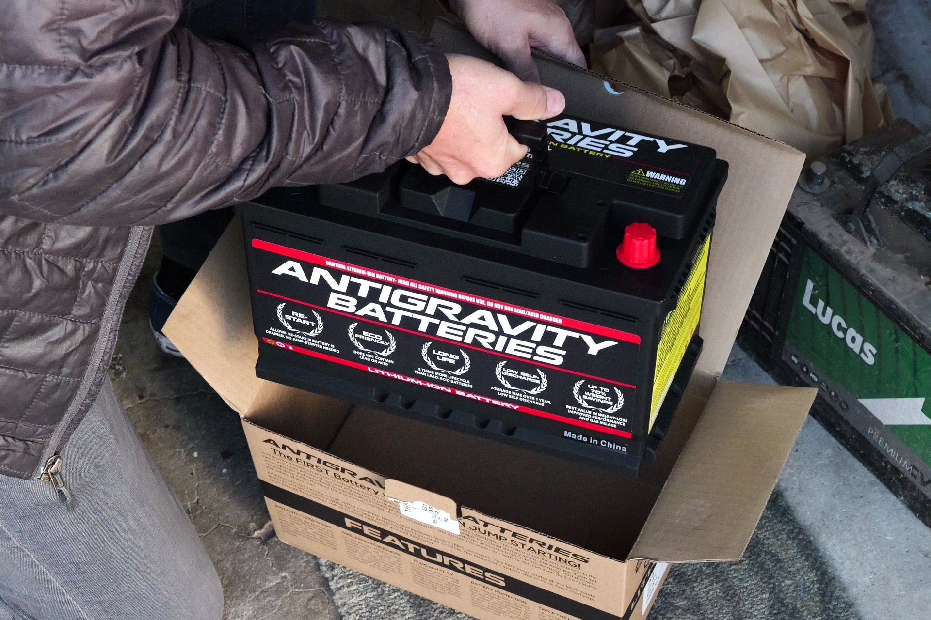 Antigravity Lithium Power in a Knackered Old Defender